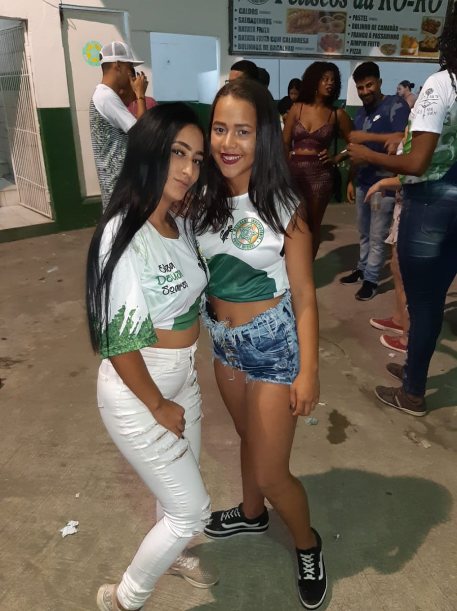 Milly_Louca14's tweet photo. Amiguinha Nova 💕😍👭 https://t.co/IvJonw3POl