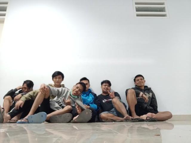 MahmudLasena's tweet photo. Para gerombolan anjing2...!!! https://t.co/3ujbu1gMdU