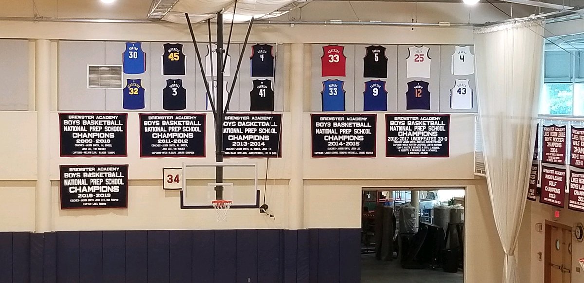 CoachJasonSmith's tweet photo. #BannerWatch Day 102! It’s up. https://t.co/eLZuf01nmk