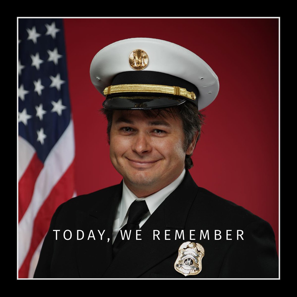 drapercity's tweet photo. It is hard to believe that it has been a year since we lost a hero! It has been a difficult year without our brother but we will continue everyday in his honor. Today we remember and celebrate our brother Matt Burchett. #neverforget #drapercityfire #drapercityfiredepartment https://t.co/bQfEVd5nid