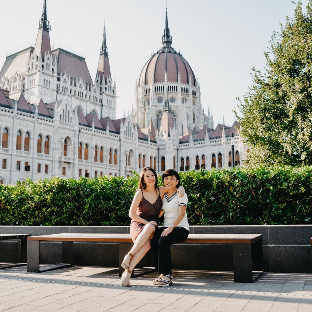 lauratravel's tweet photo. Budapest, Hungary
When your mom is your best friend
Go to and give some love yes? Thanks!
https://t.co/mFlpP8CYxF https://t.co/SAraEdGIhc