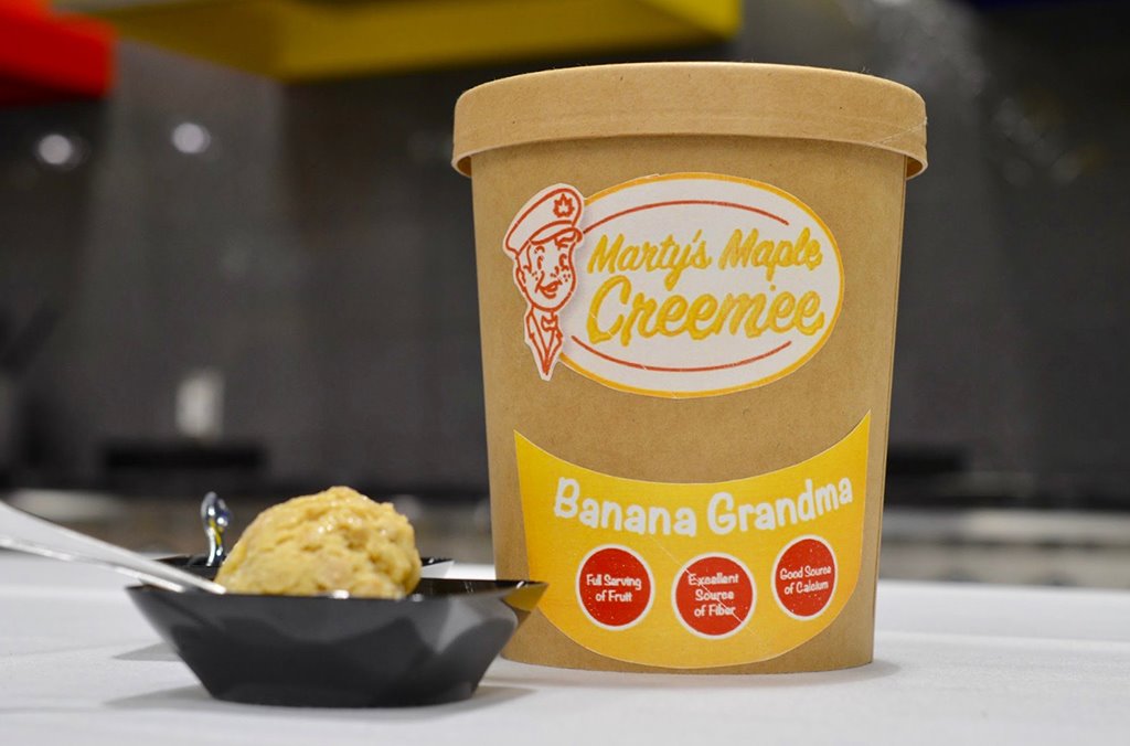 FraminghamU's tweet photo. "Maple was such a great ingredient to explore," Morgan said. "While our final products were able to spread the knowledge of maple beyond just being a pancake topping, they were also representative of our teams’ strengths and abilities." https://t.co/ifwIkme5Rs