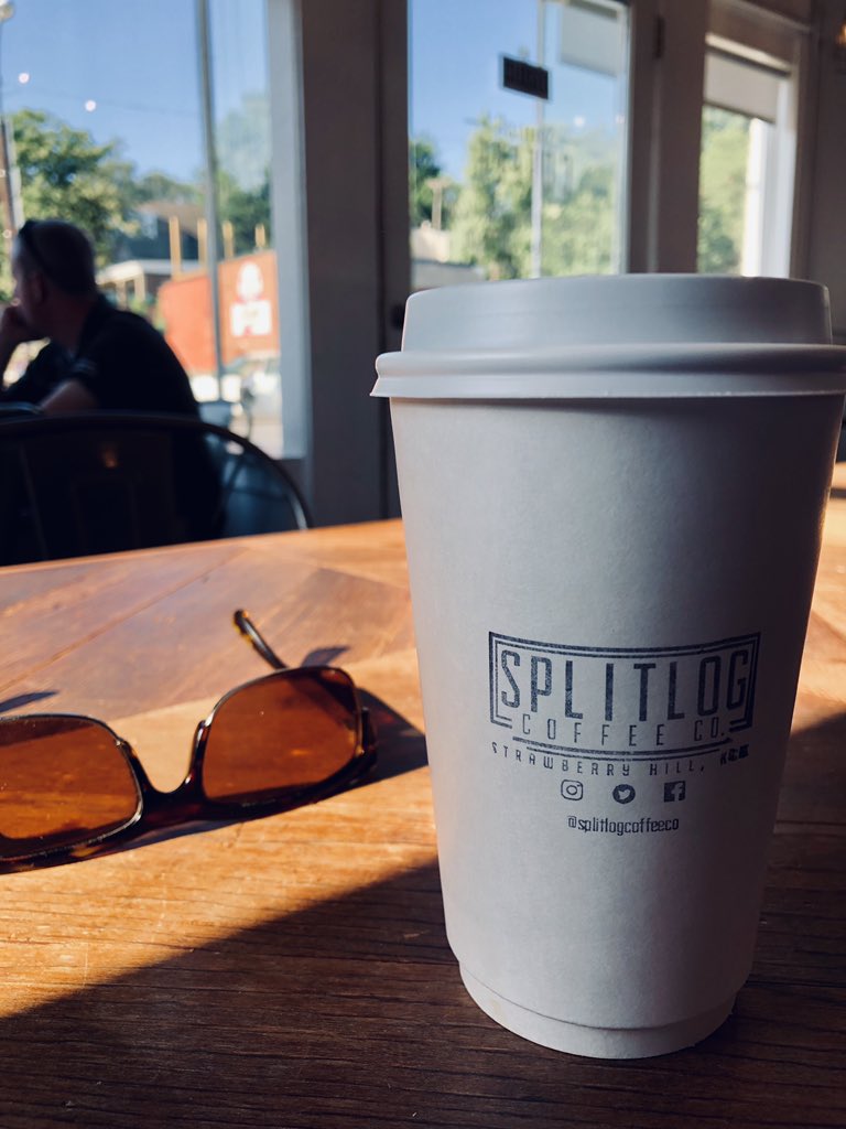 Spending a morning back in the Dotte. Love the community and <a href="/SplitlogCC/">Splitlog Coffee Co.</a>. Discussing regional collaboration this morning. #KCK #KC <a href="/portofkc/">portkc</a>