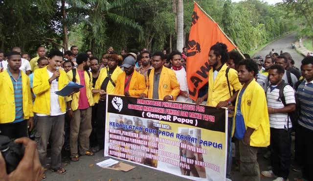 News_jubi's tweet photo. Papua GempaR-Papua minta Indonesia hentikan eksploitasi kekayaan papua https://t.co/D68kqv5R5P https://t.co/KSEgILFZWK