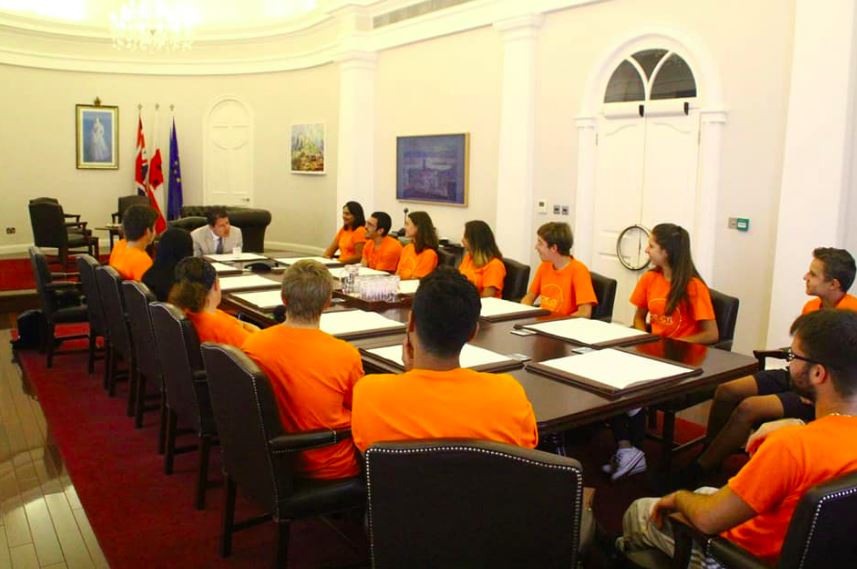 Cyecyl's tweet photo. "Everything in my unconscious mind will flow into my conscious mind when I need it". Gibraltar's CM Hon Fabian Picardo sharing his time and powerful words of wisdom to our July participants. Thank you for your invaluable insights :) #Gibraltar #leadership #cyecyl https://t.co/esPNqNB36A