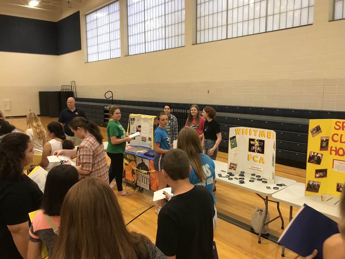 WLS4Kids's tweet photo. @Whitmer_HS has over 50 extra-curricular activities and clubs to choose from. #FroshFest https://t.co/UKVQSJOoY8