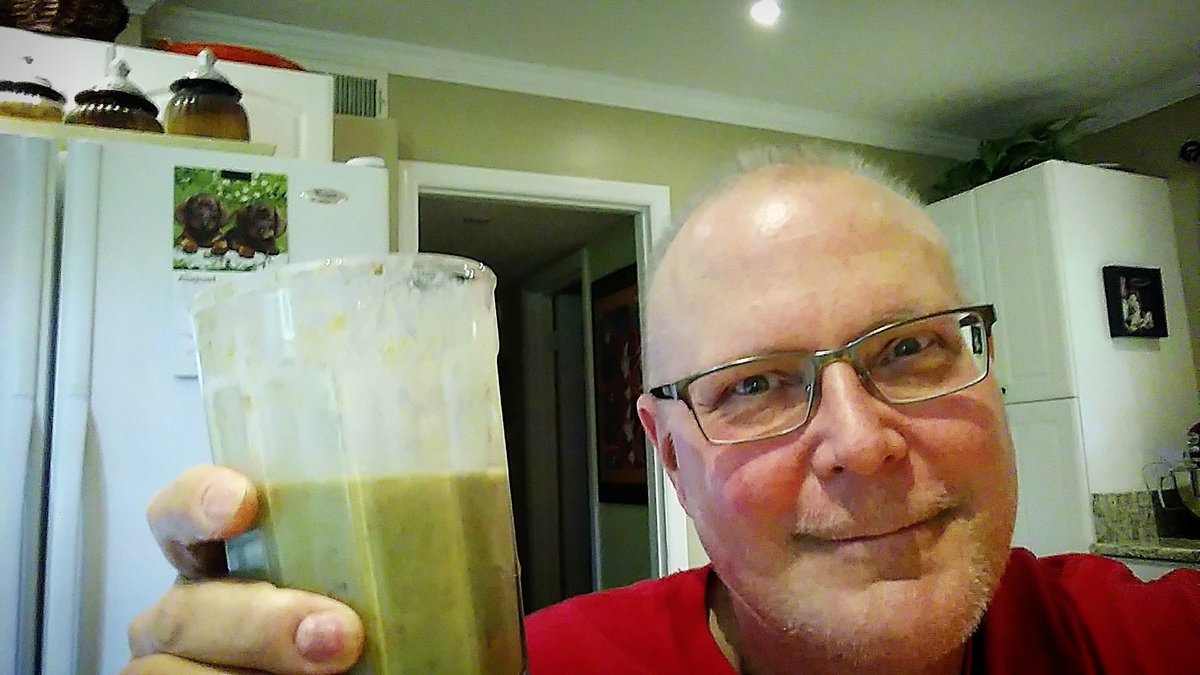 SargentSill's tweet image. Good morning! Tuesday smoothie...
#almondmilk 
#strawberries 
#coconutyogurt 
#beetgreens 
#flaxseedmeal 
Have a go at it!