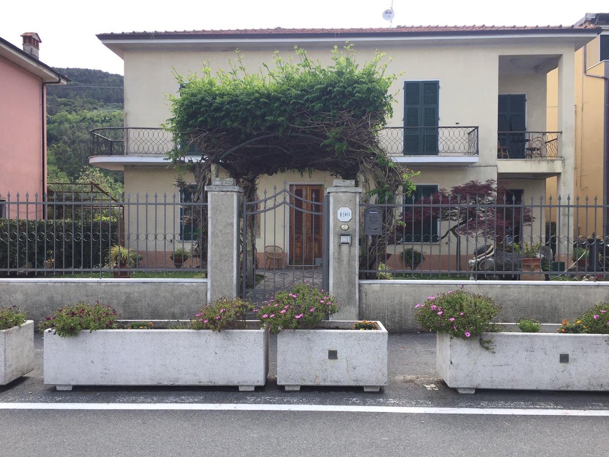 casa di nonna tita tweet media