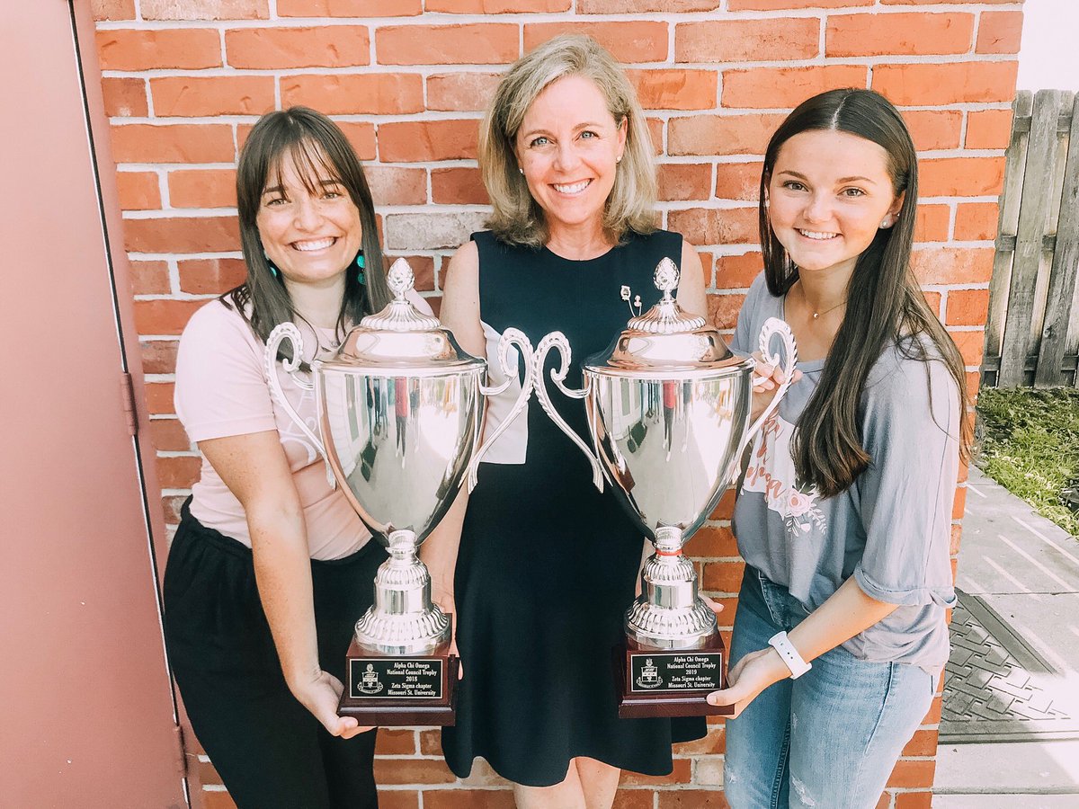 AXOZetaSigma's tweet photo. We are SO proud to announce that we have recieved the large chapter National Council Trophy for the second year in a row! Honored that the National president of AXΩ delivered the news and trophy herself. We cannot wait to see what the rest of this year holds at Zeta Sigma! ⭐️ https://t.co/qZZ1midDmQ