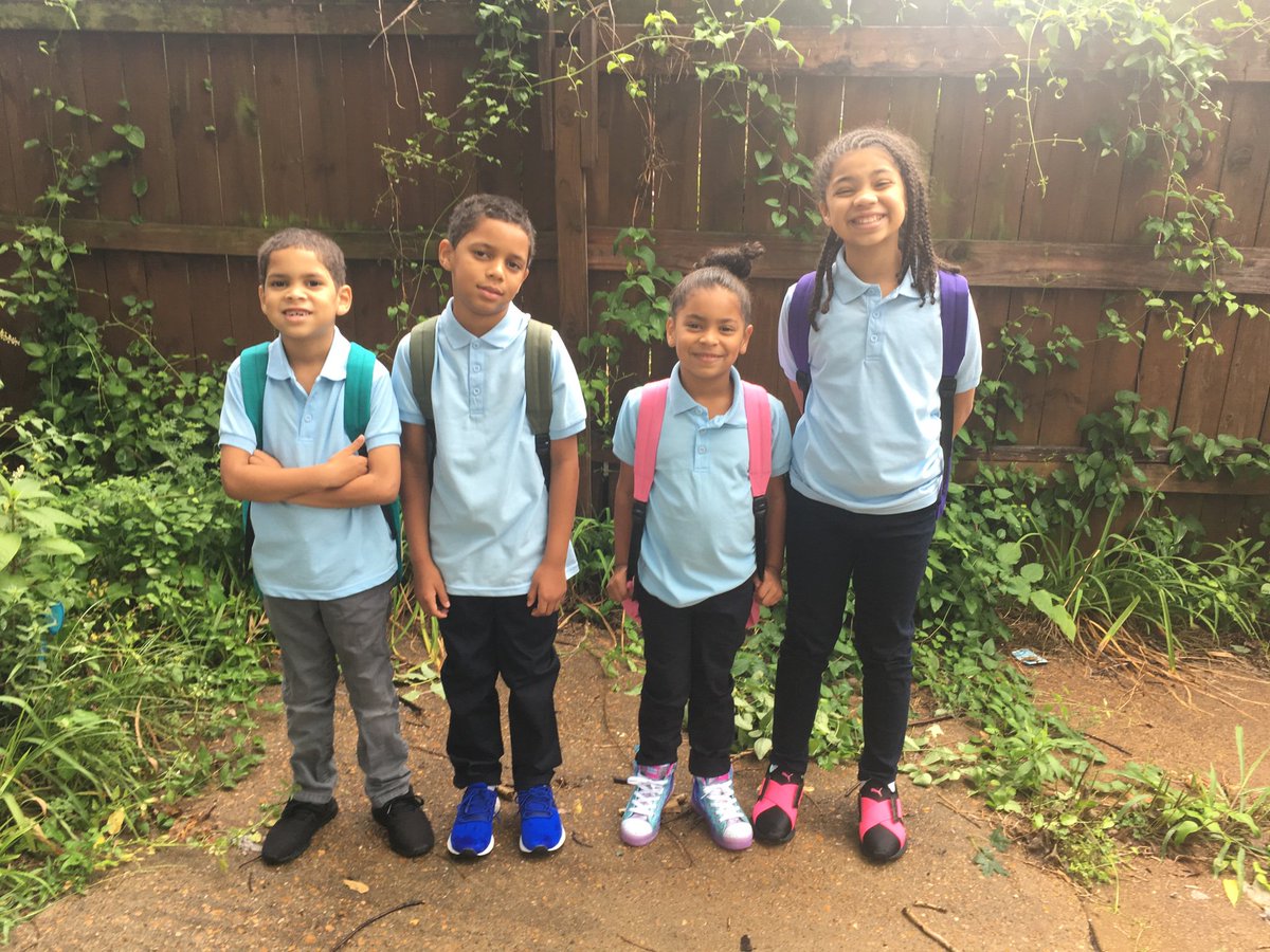 emilyjanehubb's tweet image. These beautiful babies. 

(2nd, 4th, K, 5th!)

#wechooseslps