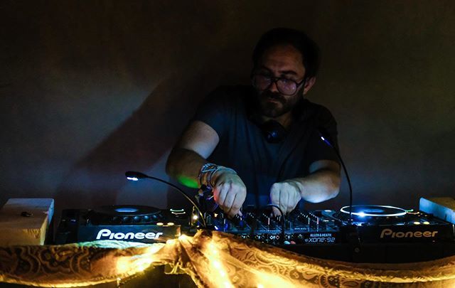 RDKTF's tweet photo. - Musotopia Session - #livemusic #dj #berlin #cdj #concert #fujixt20 #fujifilm #fujixseries #fujifeed https://t.co/huVMyYDX6G https://t.co/VuzTxqGyvN