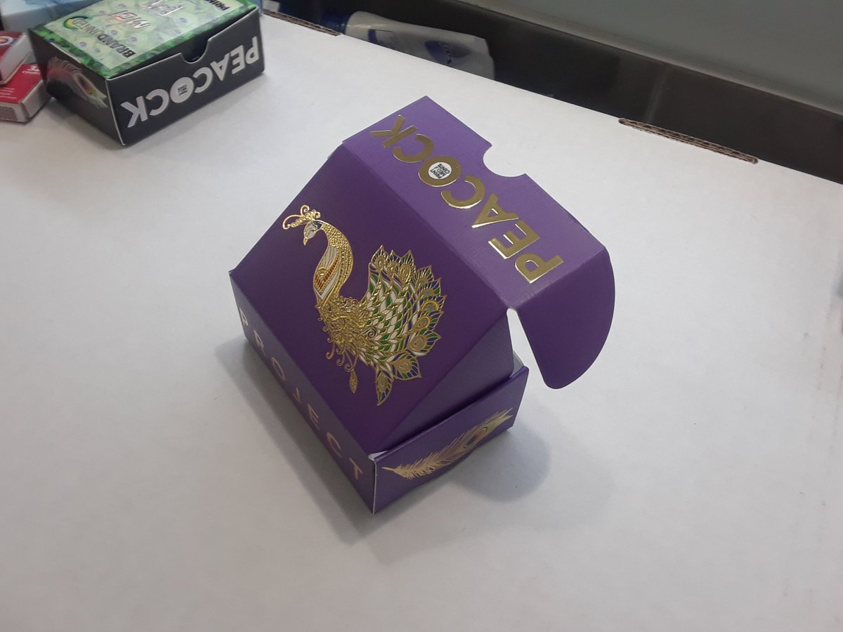 MGI_USA's tweet image. Packaging gurus @Phase1Protos guide brands &amp;amp; product designs w/ #JV3D special effects from @KonicaMinoltaUS. @PrintMediaCentr's #ProjectPeacock #Dallas Print Fair souvenir @printingunited &amp;amp; @brandunitedexp promo boxes a big hit! @whattheythink has story:  tinyurl.com/y6xbjwlx
