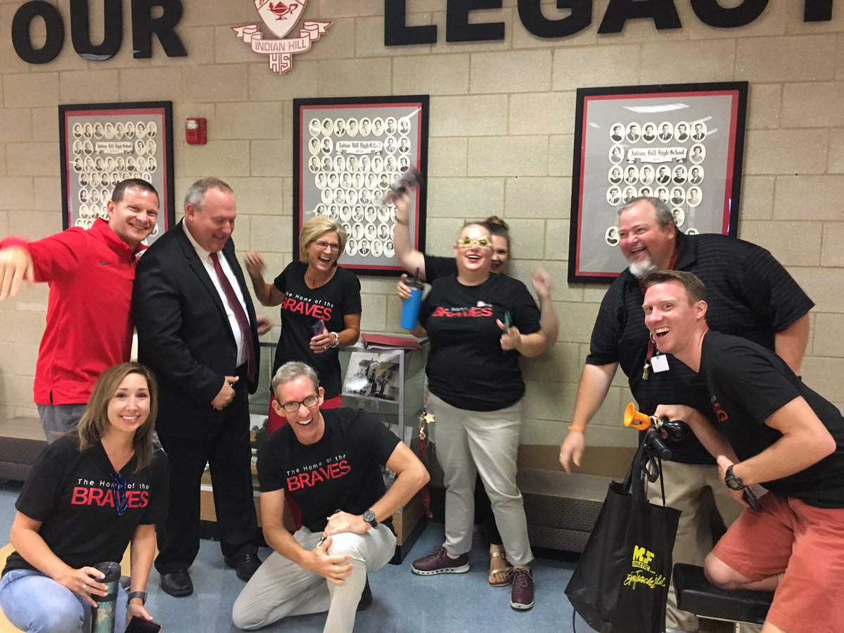 MrsMChem's tweet photo. Welcome to our new @ihsuperbrave! #bravesonthemove https://t.co/mkBl1F6jR2