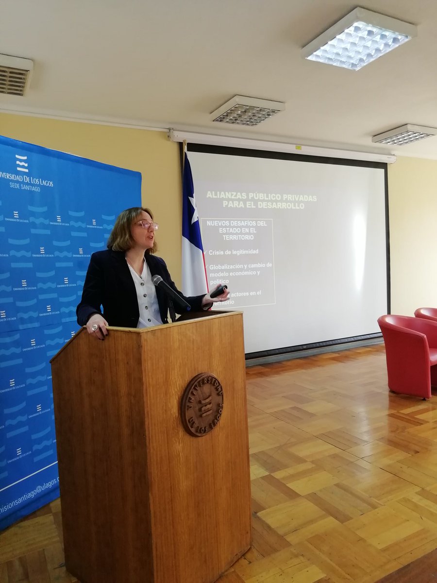 Desafíos:crisis de legitimidad, globalización; cambio de modelo económico y político; y nuevos actores. <a href="/dmlynarz/">Danae Mlynarz Puig</a>  en seminario en <a href="/ULagosOficial/">Universidad de Los Lagos</a> sobre experiencias de gobernanza multi actor. Casos Somos Choapa y Pro Til Til