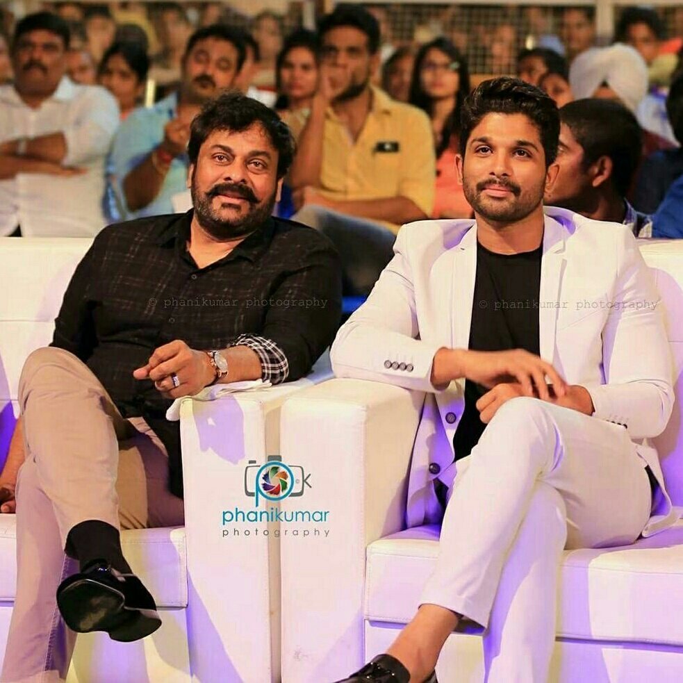 GOAT_078's tweet photo. #Mega_Star nd #StylishStar , This Independence day 🔥😎...
#SyeRaaMaking
#AA19Title https://t.co/DDn8pZSBiu
