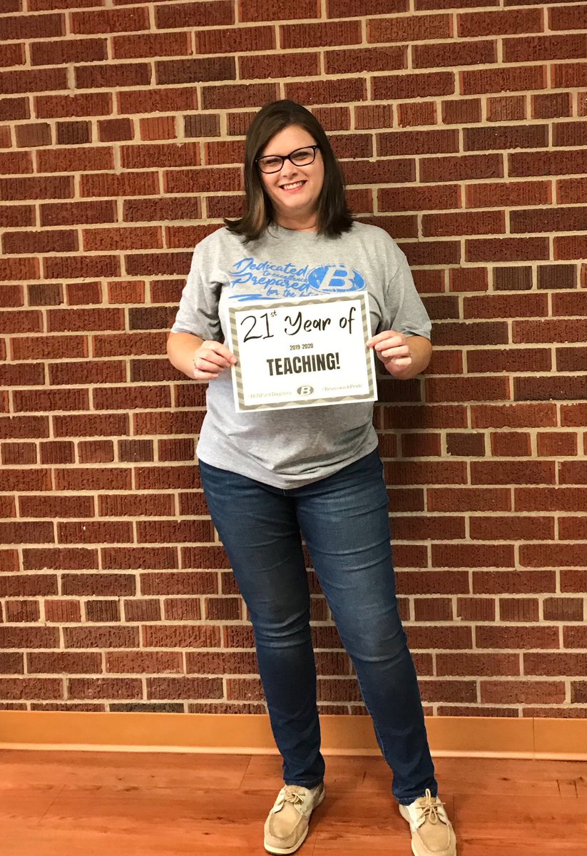 MrsKFinn's tweet photo. First day of school! #BCSFirstDay2019 #BrunswickPRIDE
#KidderPRIDE https://t.co/c2KzEBGFFh