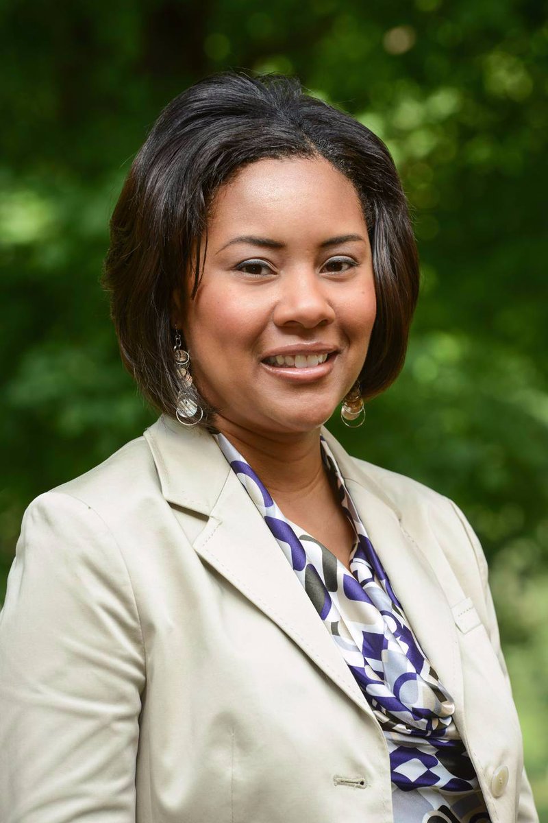 Congrats to <a href="/DrJenn_E/">Jennifer Ellis</a> for being honored as a 2019 Woman of Distinction! timesfreepress.com/news/life/ente…