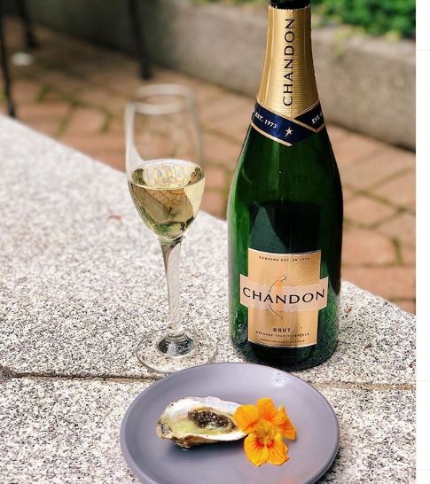BlueFinPortland's tweet image. #repost @winewiseevents
Chef Gil Plaster’s Moondancer oyster with Siberian caviar and honeydew melon granita at @bluefinnorthatlanticseafood on Saturday’s Chardonnay Wine &amp;amp; Food Walk.⁣