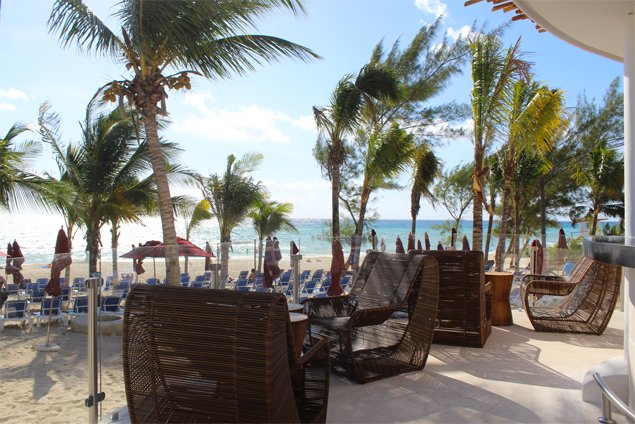 AzulResorts's tweet photo. Good morning from The Fives Azul Beach Resort! How about a view like this to kick-start the day? #AzulFives #AzulBeachLife https://t.co/pwgkNbpXee