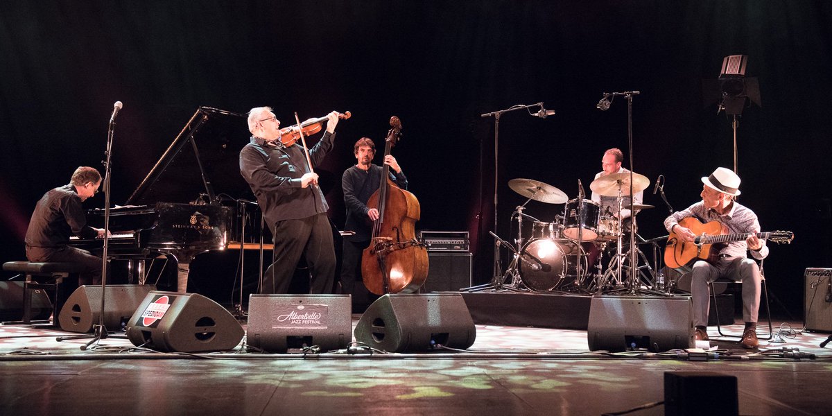 📸 SOUVENIR 📸

Florin Niculescu, artiste @GEN_SPEDIDAM, a marqué les esprits de par son irréprochable technique violonistique et sa phénoménale virtuosité 🎻

© Jean-Claude Bruet