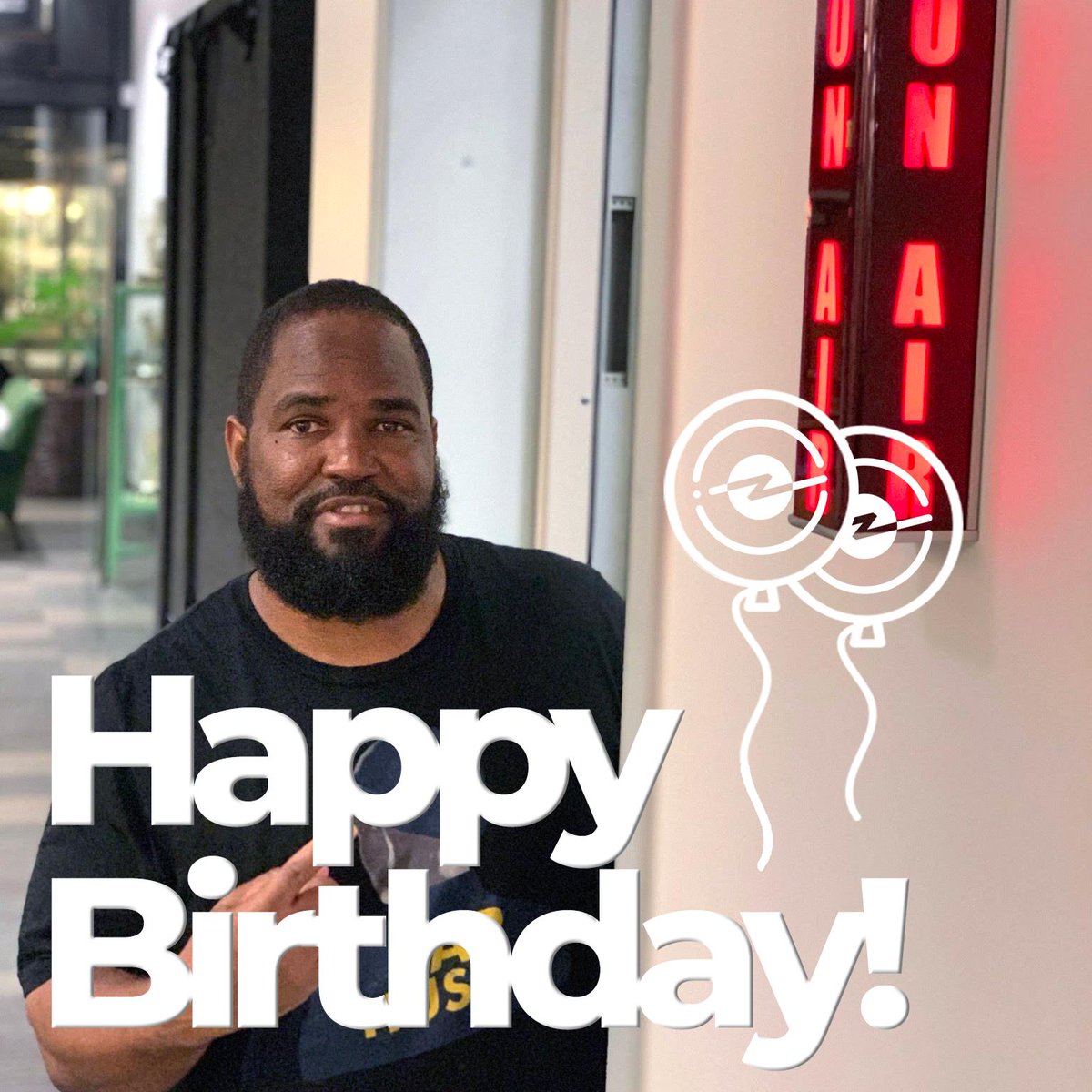 earhustlesq's tweet photo. Guess whose birthday it is?! Happy birthday, E!!! If you've been paying attention, then you know what Earlonne wants you to do to help him celebrate his big day — sign up for our monthly newsletter, The Lowdown: https://t.co/SAn5z6a2S0 https://t.co/koJxombLmq