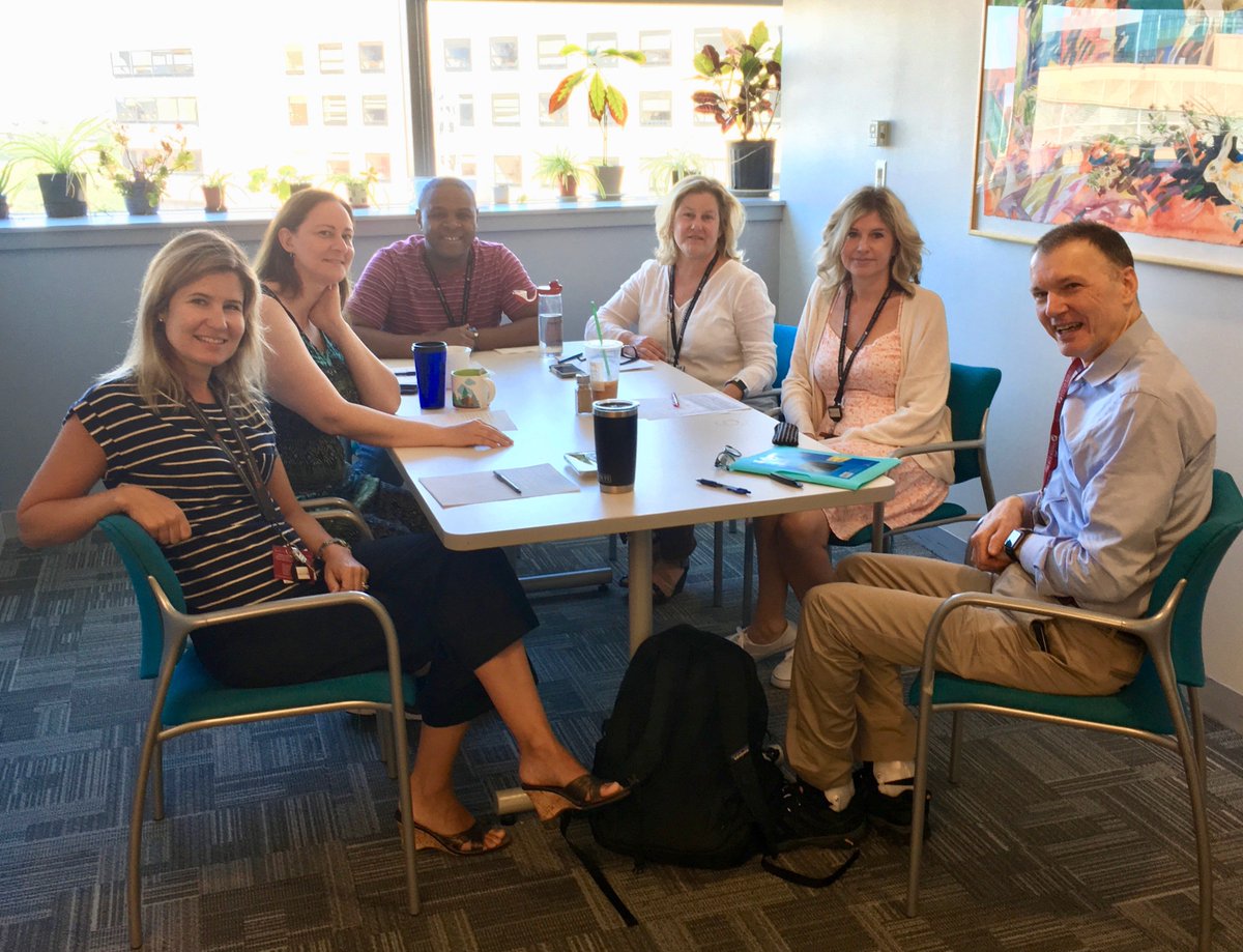 dfcidatascience's tweet photo. Ready to apply your #finance skills to #cancerresearch? We’re hiring a #grants manager: https://t.co/xIsG4J1t36. Join this expert, friendly crew and hone your #researchcompliance and problem-solving chops! https://t.co/vSla3INvPi