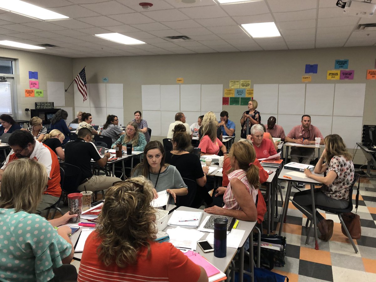 RogersHeritage's tweet photo. PLC Process in action.   WE will focus on the 4 essential questions of the PLC process.  @newfrontier21 https://t.co/OfD1P9wOKm