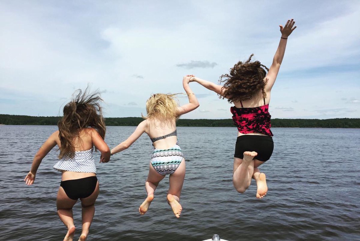 RGreenwayApp's tweet photo. 104 Heat Index got us like 🌊 #fallslakenc @WakeForest_NC @WakeGovParks #ncgreenspace

https://t.co/kl4L1e6iHs https://t.co/iqOzMCqYdS