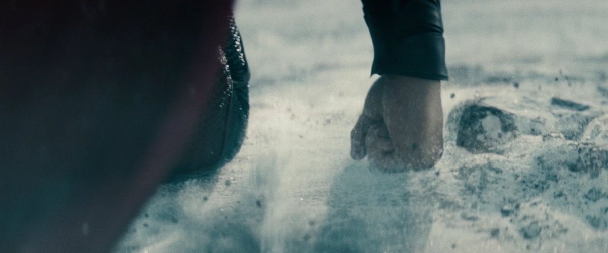 darkgeek's tweet photo. Eso es todo amigos. #FirstFligh #ManOfSteel https://t.co/09EzKsQzpz