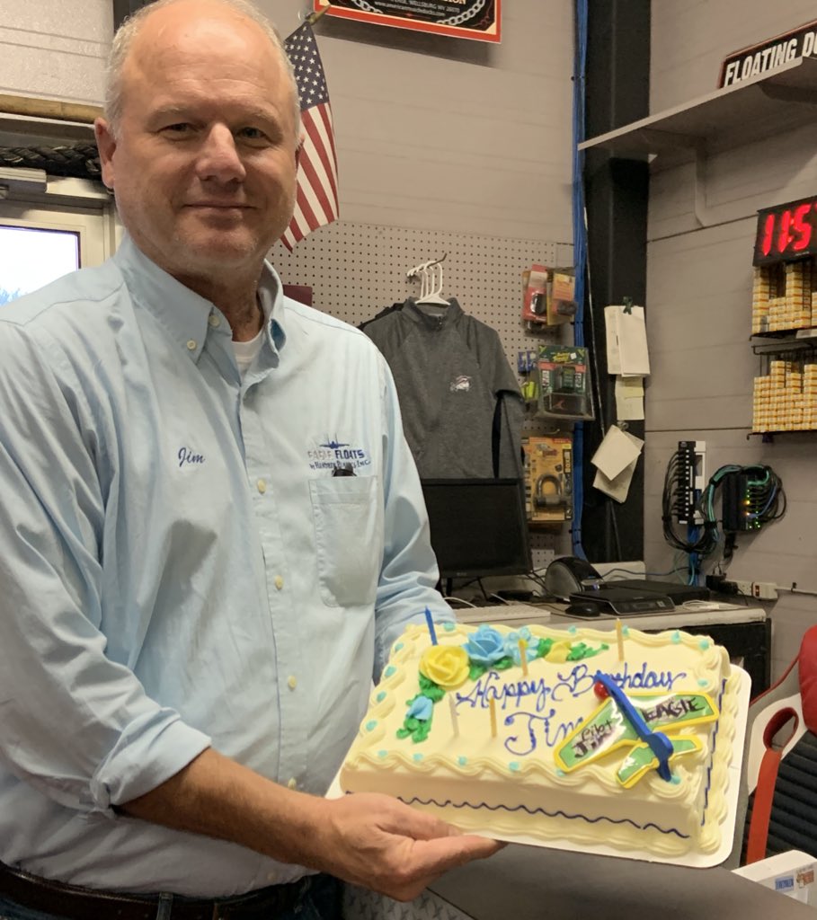 JimHendren1's tweet photo. When you show up at your #EagleFloat customer in WV and they have a birthday cake waiting. #HPI @SusieWa06116495 https://t.co/C2A4Y4DwHe