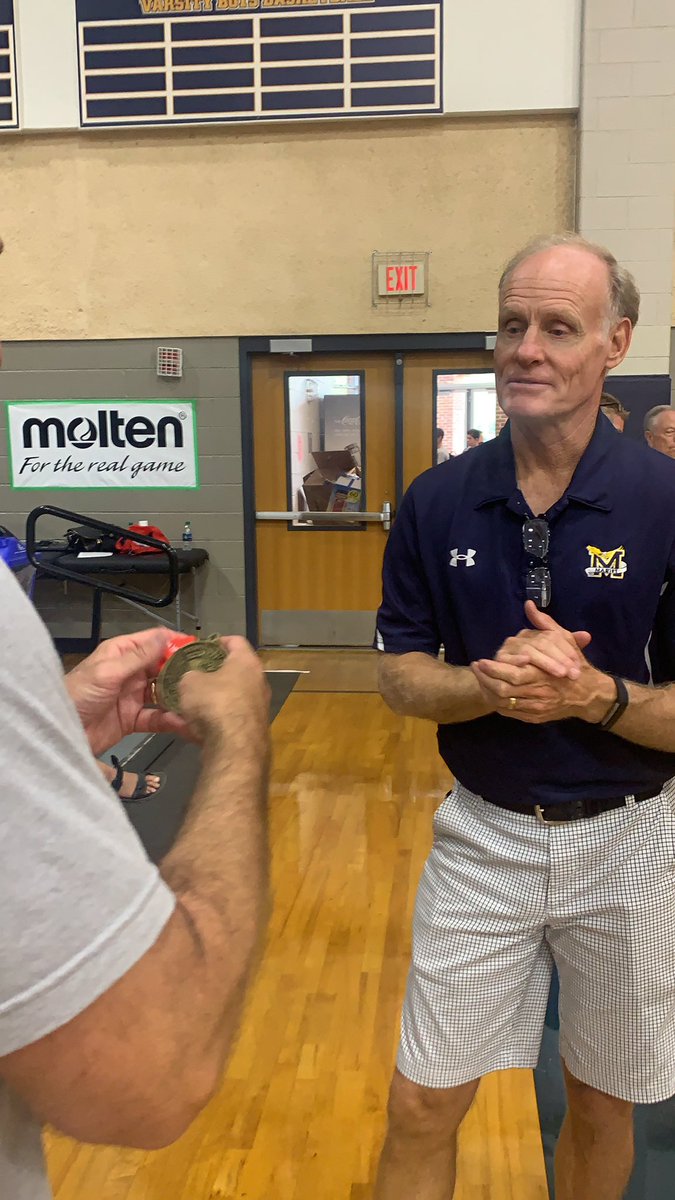 ATLMaccabi2019's tweet photo. That humble moment when AD Tommy Marshall from @MaristSchool was awarded a Midot Medal from Philip Rubin 👏🏻 👏🏻! #atlmaccabi2019 #wearejccmaccabi https://t.co/SpufWtWe6z