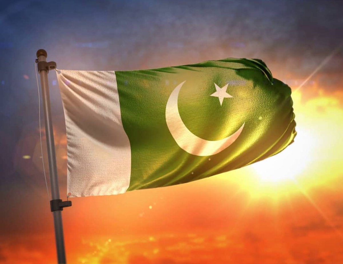 Summiiiiiii_'s tweet photo. Jashan E Azaadi Mubarak Ho Mere Pakistaniyooo!! Pakistan Zindabaad... Allah mere Mulk Ko Hamesha apne Hifz O amaan mein rakhe ! Ameen #14August #PakistanIndependenceDay #pakistanZindabaad 🇵🇰❤️ https://t.co/nHx3QC9G7e