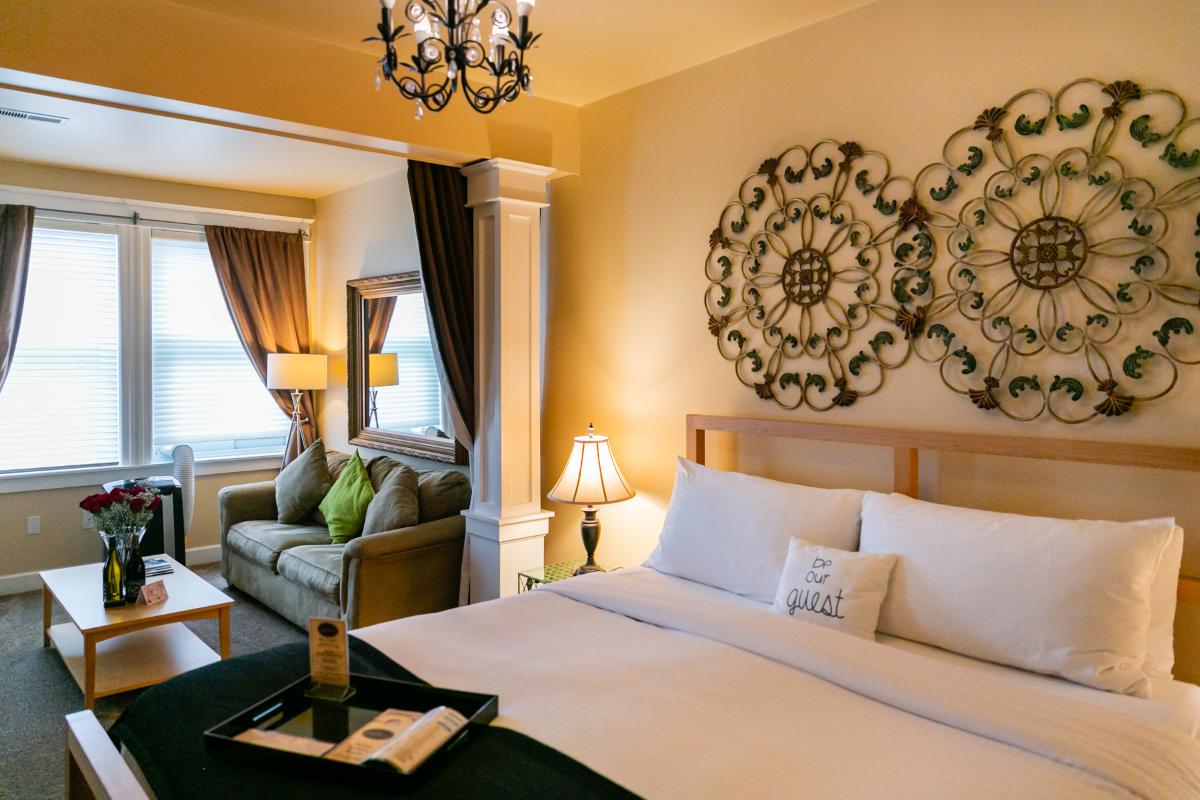 It's bad manners to keep a vacation waiting.