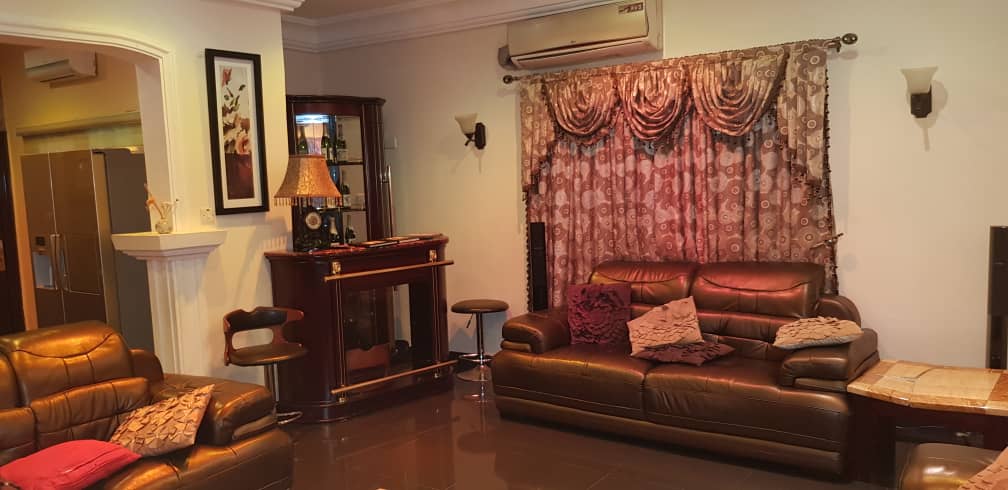 PropertyMall2's tweet photo. Price 30million with all facility except Air-condition and Generator. New Road, Ada-George #PortHarcourt https://t.co/E7FNUtP0oZ