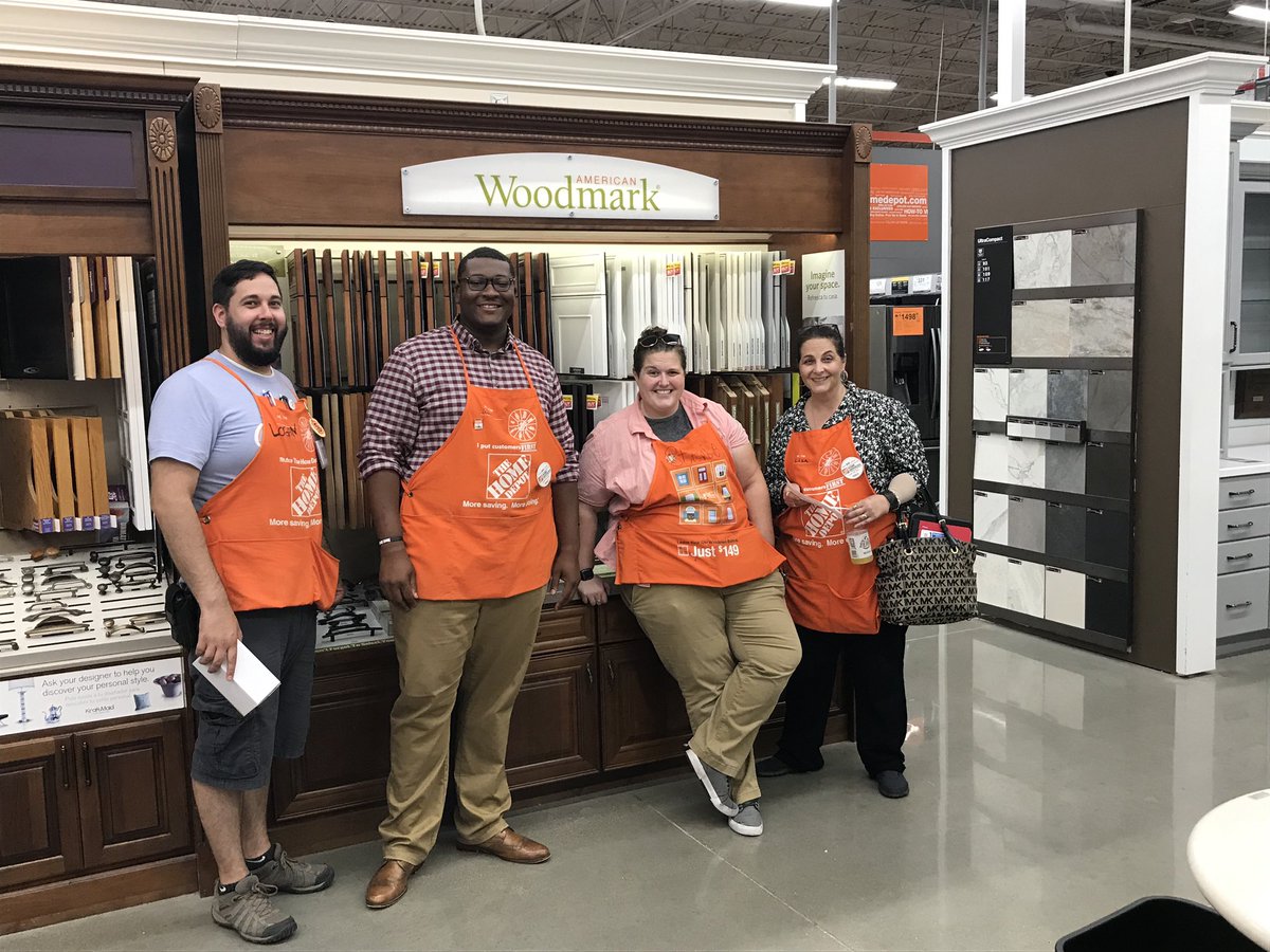 Great Specialty Tuesday with #HDE <a href="/THDWES/">Wesley Armstrong</a> over window installs, and role playing with #cabinetmakeover