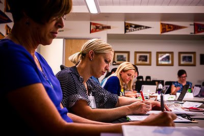 GLOBEProgram's tweet photo. Attention all U.S. Middle School Teachers! Want to explore weather phenomena with #GLOBEWeather? If you are interested, sign up today! Click here for more information: https://t.co/BdM5NWbQiL #TheGLOBEProgram #GLOBE #CitizenScience #CitiSci #GettingScienceDone https://t.co/em4NibhyNt