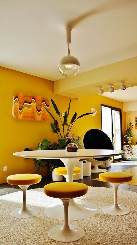 ModernBear's tweet photo. Space Age Bearchelor Pad.  #spaceage #spaceagedesign #70smod #midcenturymod #modinteriors #saarinen #saarinentulip #modfurniture #midcenturydecor #midcenturydesign #midcenturyfurniture #spaceagefurniture #spaceagebachelorpad https://t.co/kLSybengOA