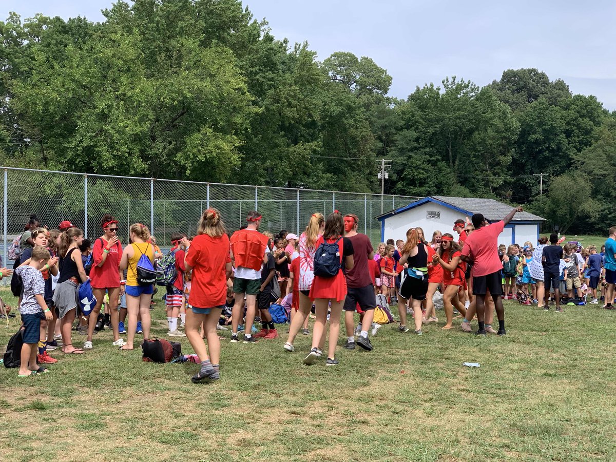 YMCACampLetts's tweet photo. Color war capture the flag! #ymcacampletts https://t.co/Rssxf1Ikwv