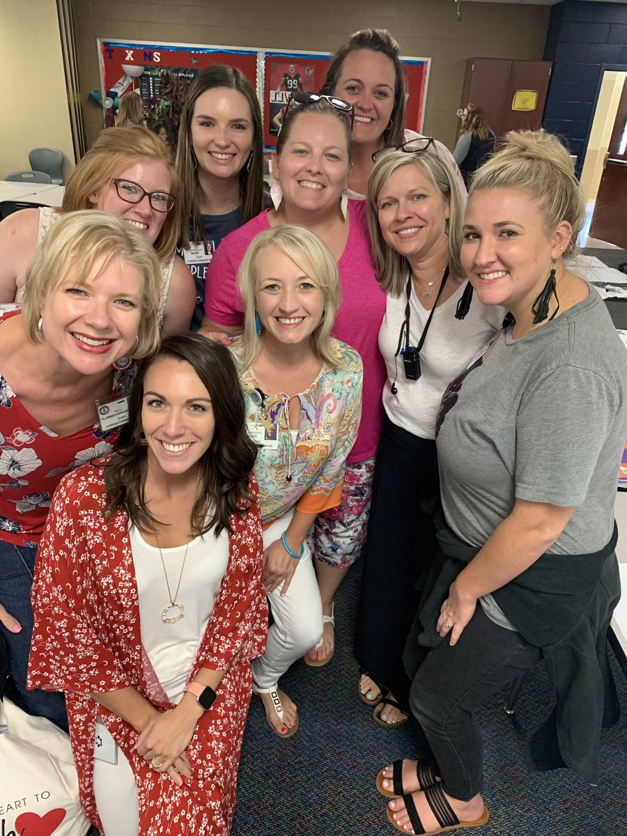MsBlack_Pope's tweet photo. What an AMAZING day with AMAZING authors! #POPEPride #CFISDspirit @LisaCleaveland  @mattdelapena https://t.co/toBSMBW6LC
