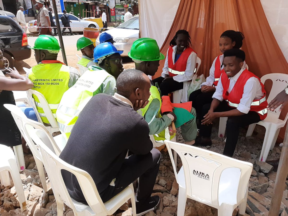 KESNNUR's tweet photo. KESNNUR today offered free HIV TESTING AND COUNSELING to the residents of Kikuyu. We thank all participants in this historical activity. It was a success.We are committed to moulding more vibrant young Nurses and realization of a progressive Nursing Profession. #KESNNUR2019 https://t.co/qoKiesCeya