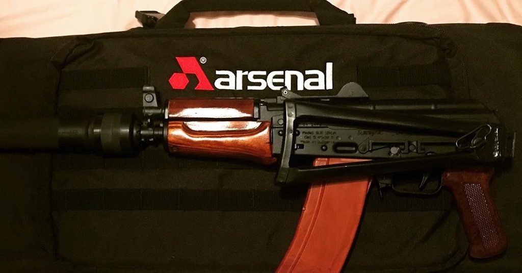 ARSENALinc's tweet photo. Who has one of these Range bags for their #ArsenalAK? Did you know only 100 were ever made? You should get yours!
📸 @IvanV1987
#arsenalak #legionizhevsk #russianak #bulgarianak #saiga #545x39 #762x39 #akporn #russianplum #russianwood #sidefolderak #bakelite #fixedstockak https://t.co/8I0eBLlWAy