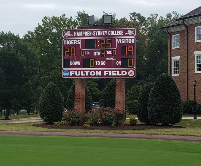 H-SC Football tweet media