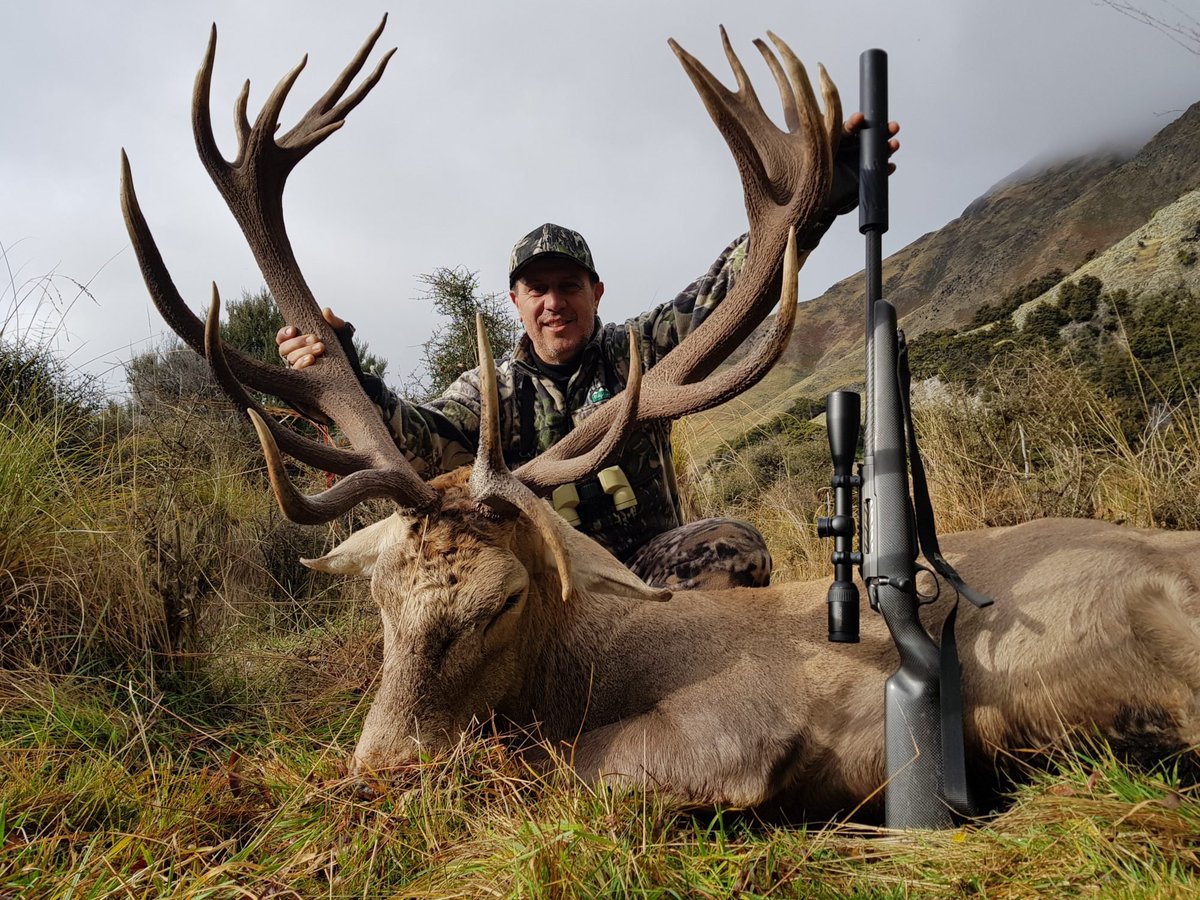 TheBestHunterC2's tweet photo. Best Shooter! 😍
#naturephotography #wildlifephotography #elkhunting #deerhunting #trophyhunting #reindeer https://t.co/GniCxYuWnj