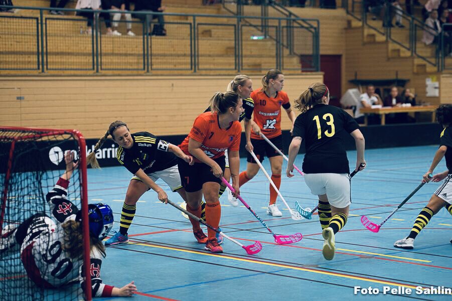 ackersdam's tweet photo. Träningsmatchen mot AIK IBF i söndags resulterade i vinst med 5-3. I helgen väntar ytterligare två träningsmatcher på hemmaplan. Lördag kl. 15.00 samt söndag kl. 15.00. Välkomna till Sporthallen! https://t.co/IFD5i5ridt