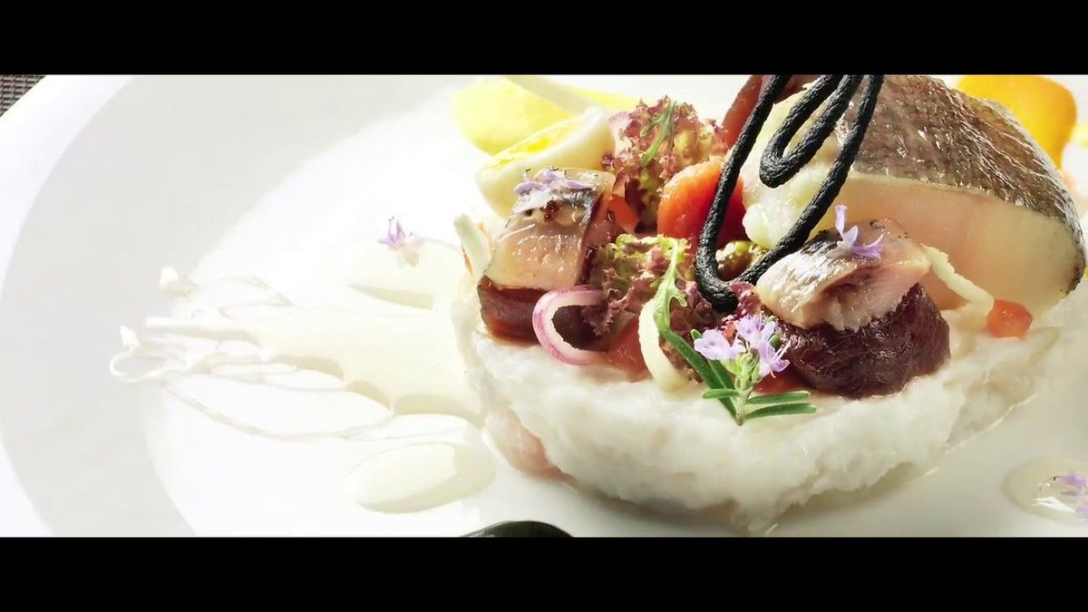 RitterCourivaud's tweet photo. Want to learn more about our fantastic @ArtMuria honey?

Be sure to watch the video below!

https://t.co/TGJAYVbVOV

#honey #finefood #ingredients https://t.co/TaaUKKEEk3