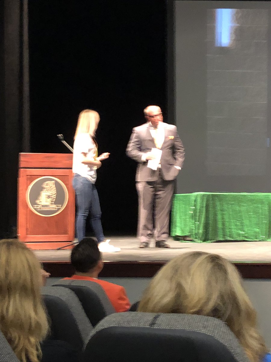 ccclippard's tweet photo. Our very own @missbodenstein got chosen for CGPS The Price is Right game and won $170 in cash, Walmart gift card, Starbucks gift card, AND A CRUISE!!! ❤️❤️👏🏻👏🏻 #ctthepriceisrightforkids https://t.co/EL7WaGWuc4