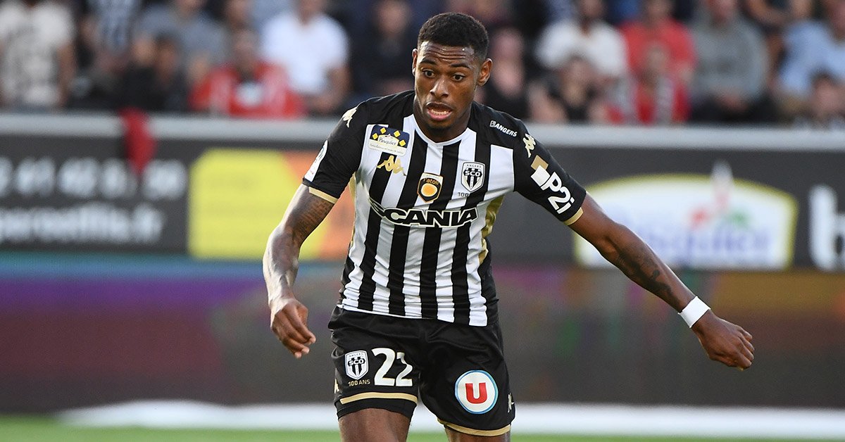 lequipe's tweet photo. Toutes les conditions pour le transfert de Jeff Reine-Adélaïde à l'OL sont en passe d'être réunies. Reste à savoir quand il se concrétisera https://t.co/26F7b7h8xD https://t.co/ufzF83zXtA