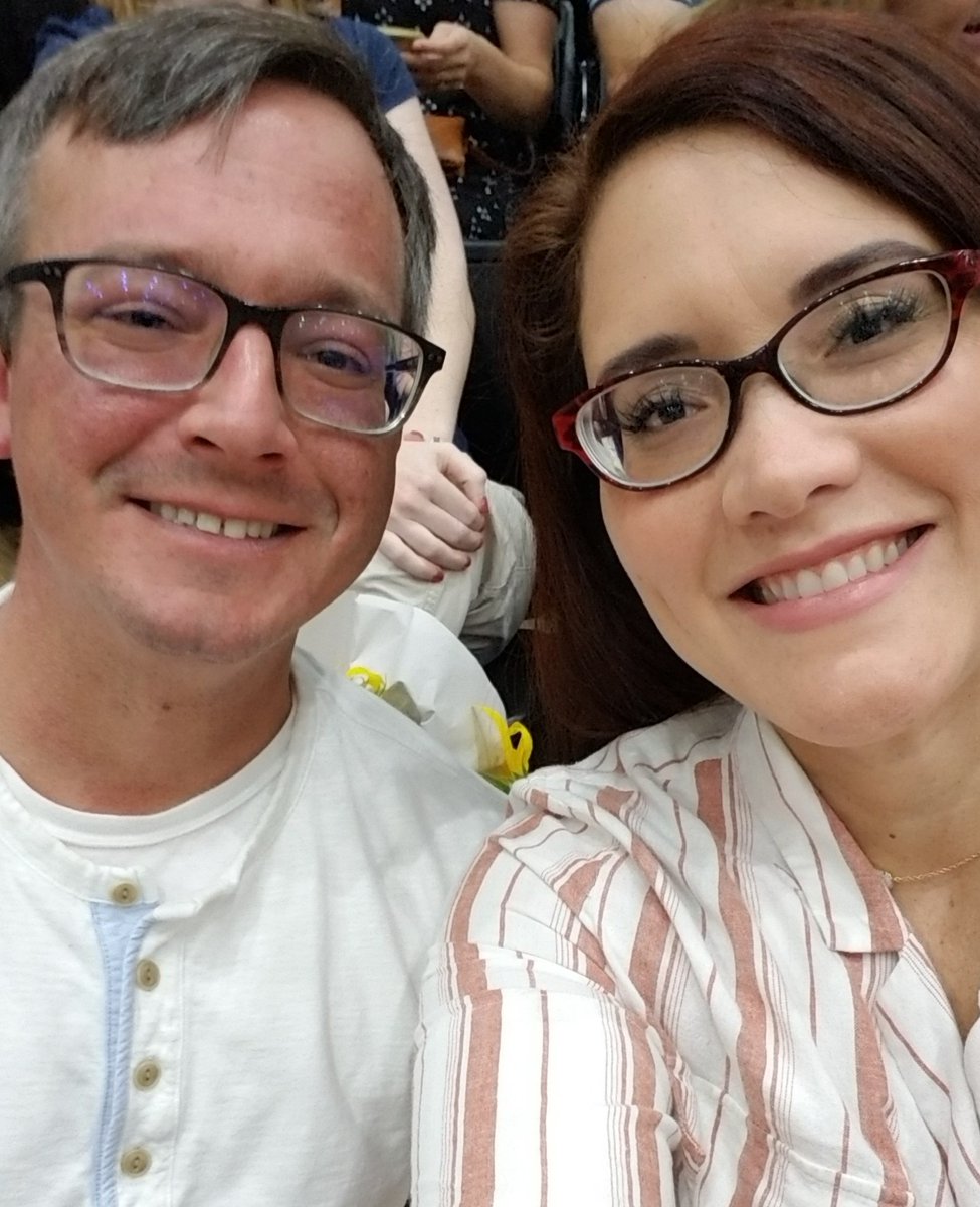 MrsThweatt's tweet photo. Let's do this @willardschools ! Glad to have one of the best SLPs around with us. Welcome @SKleinsassy #WeAreWillard #willardslps #leaderinme https://t.co/1yUWzGp7Vz