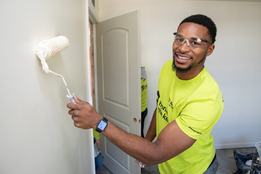 Habitat_org's tweet photo. Every hand makes a difference.
#LeftHandersDay
Thank you to all the lefties who have joined us on a Habitat for Humanity build site. https://t.co/pQ48zvbNeY