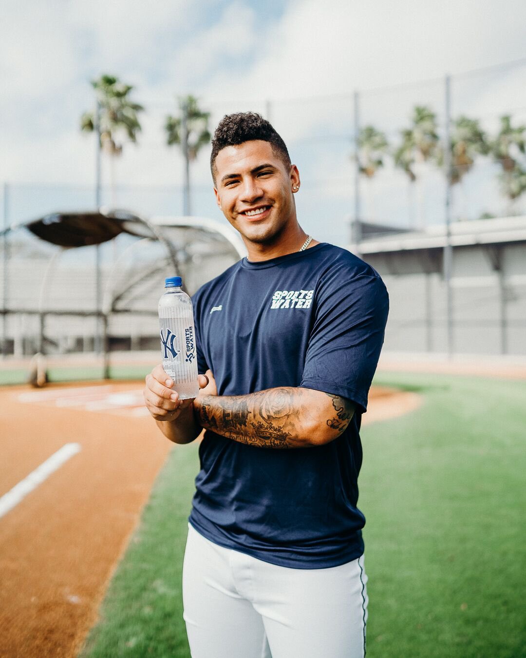 X 上的Gleyber Torres：「Join me and @gosportswater at @modells